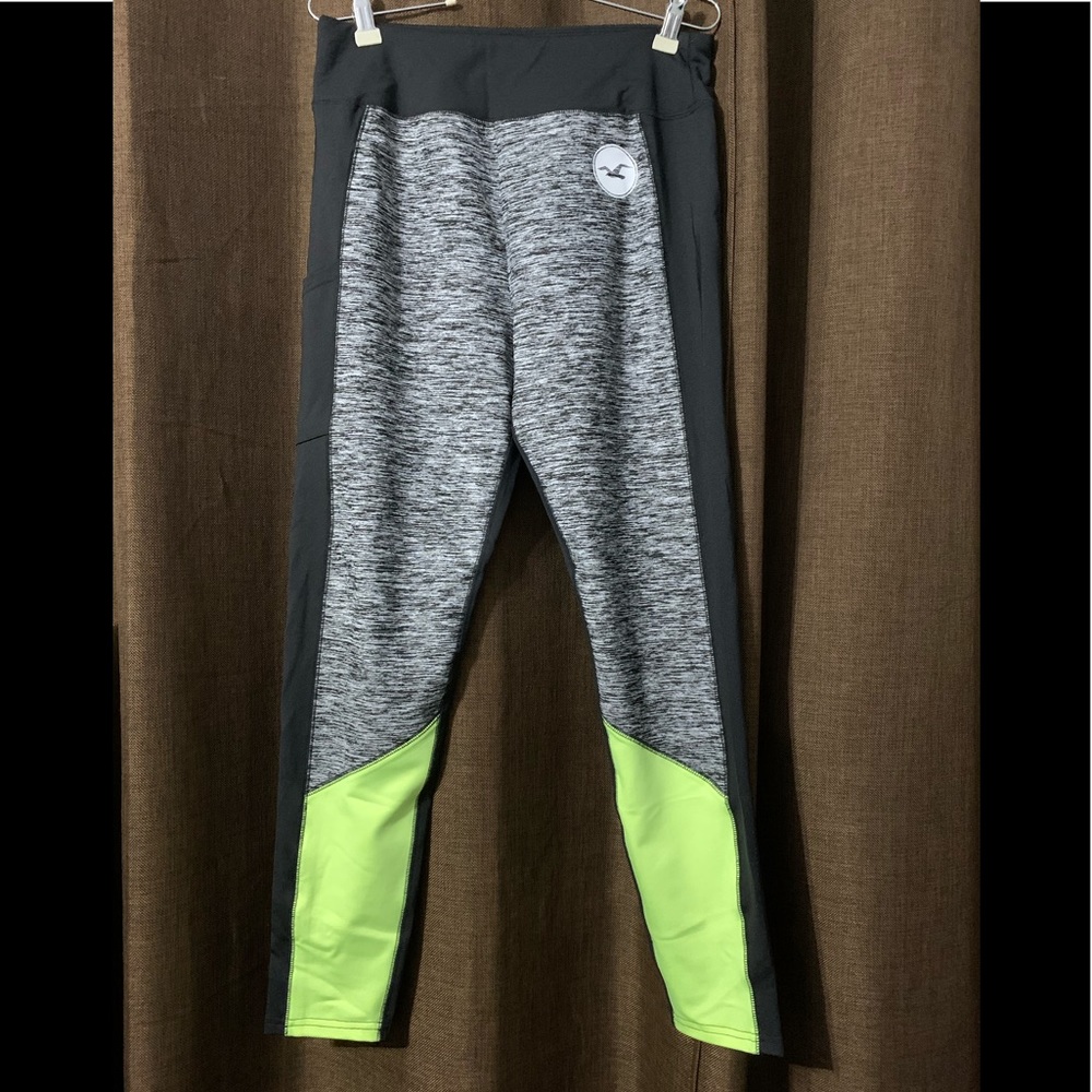 EUC Hollister Womens leggings size L